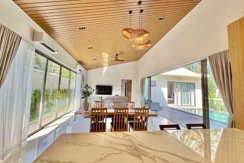 Villa in Ko Samui, Thailand 3 bedrooms № 156416 - photo 12