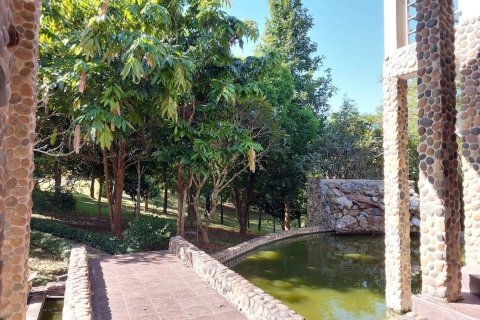 House in Chiang Rai, Thailand 4 bedrooms № 156414 - photo 14