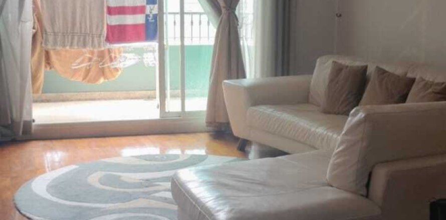 Condo à Sathon, Bangkok, Thaïlande, 3 chambres  № 156411