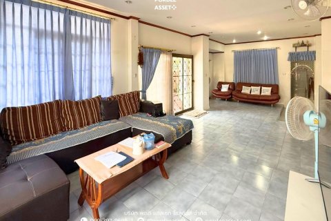 House in Nonthaburi, Thailand 3 bedrooms № 159157 - photo 5