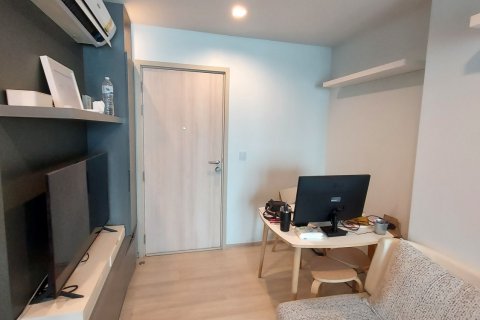 Studio dans le Condo à Pathum Wan, Bangkok, Thaïlande  № 148900 - photo 5