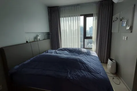 Studio dans le Condo à Pathum Wan, Bangkok, Thaïlande  № 148900 - photo 2