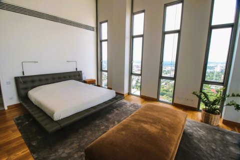 Penthouse in Bangkok, Thailand 4 bedrooms № 180782 - photo 21