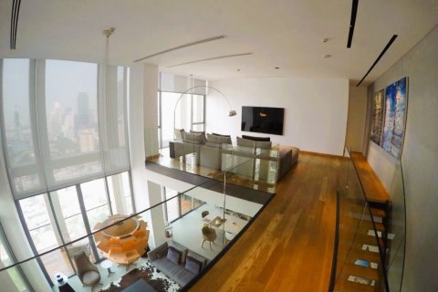 Penthouse in Bangkok, Thailand 4 bedrooms № 180782 - photo 11