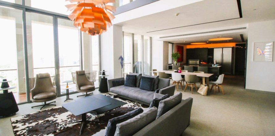 Penthouse in Bangkok, Thailand 4 bedrooms № 180782