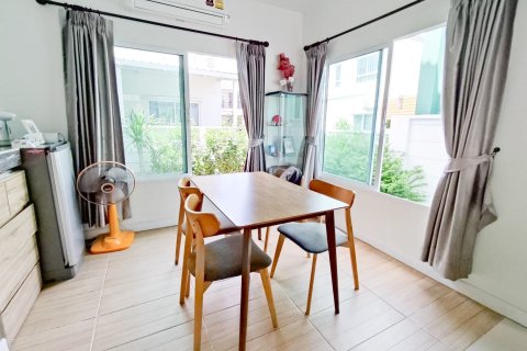 Townhouse à Pathum Thani, Thaïlande 2 chambres № 158058 - photo 7