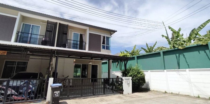 Townhouse à Pathum Thani, Thaïlande 2 chambres № 158058