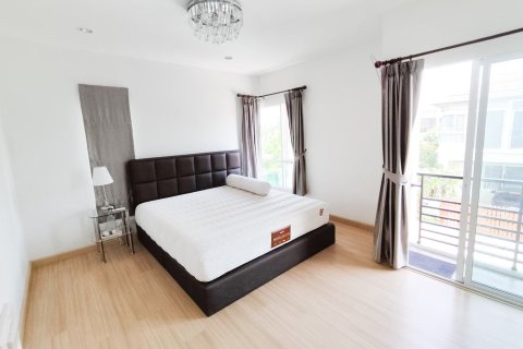 Townhouse à Pathum Thani, Thaïlande 2 chambres № 158058 - photo 4