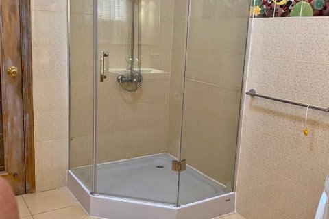 Кондоминиум с 2 спальнями в Ратхум Тхани, Таиланд № 158060 - фото 8