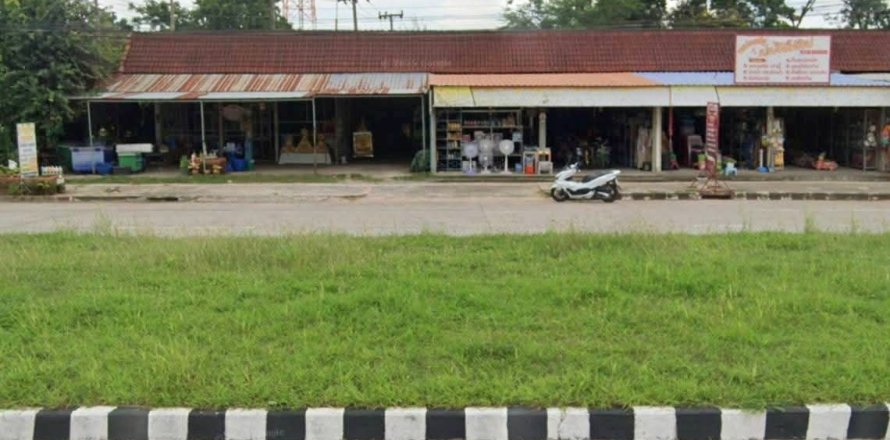 Townhouse in Buriram, Thailand 5 bedrooms № 158054