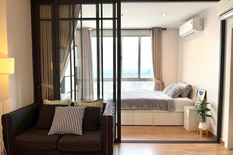 Condo à Bang Sue, Bangkok, Thaïlande, 2 chambres  № 164764