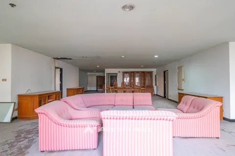 Eigentumswohnung in Khlong Toei, Bangkok, Thailand, 4 Schlafzimmer  № 215672 - Foto 2