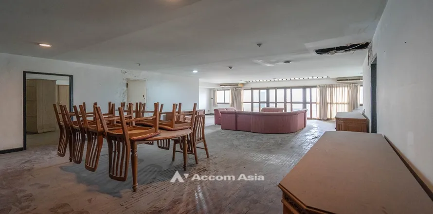Eigentumswohnung in Khlong Toei, Bangkok, Thailand, 4 Schlafzimmer  № 215672