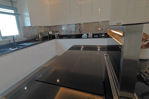 Вилла в Хуа Хине, Таиланд с 3 спальнями № 162925 - фото 15