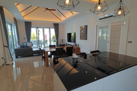 Вилла в Хуа Хине, Таиланд с 3 спальнями № 162925 - фото 2