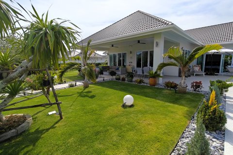 Вилла в Хуа Хине, Таиланд с 3 спальнями № 162925 - фото 8