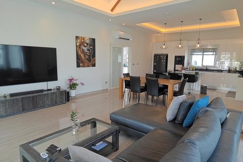 Вилла в Хуа Хине, Таиланд с 3 спальнями № 162925 - фото 12