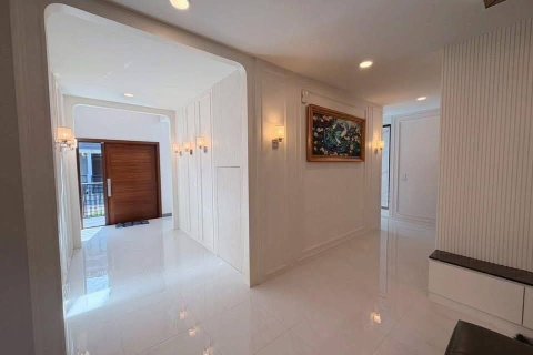 Maison à Bang Phli Yai, Thaïlande 5 chambres № 162924 - photo 5