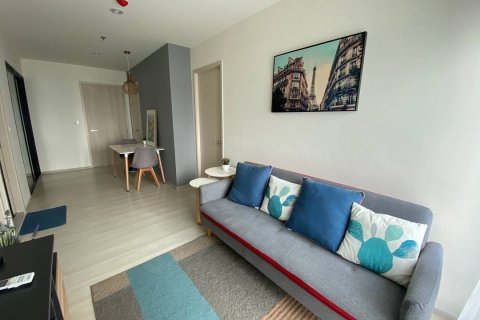 Condo in Huai Khwang, Bangkok, Thailand, 2 bedrooms  № 147076 - photo 3