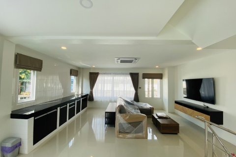 Villa in Phuket, Thailand 3 bedrooms № 147081 - photo 6