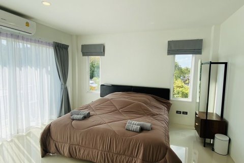 Villa in Phuket, Thailand 3 bedrooms № 147081 - photo 14