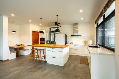 Вилла в Чиангмае, Таиланд с 5 спальнями  № 154307 - фото 12