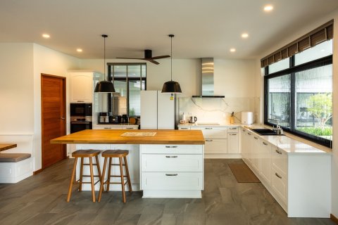 Вилла в Чиангмае, Таиланд с 5 спальнями  № 154307 - фото 13