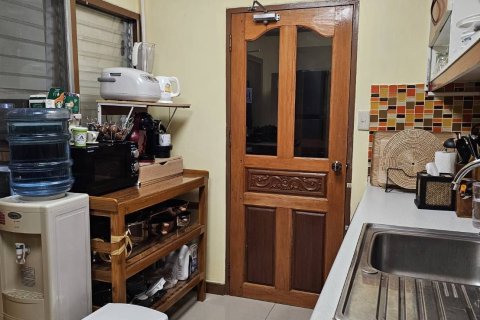 Кондоминиум с 3 спальнями в Бангкоке, Таиланд № 154306 - фото 9