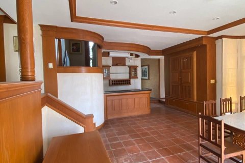 House in Pattaya, Thailand 5 bedrooms № 154308 - photo 23