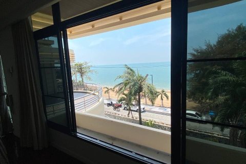 House in Pattaya, Thailand 5 bedrooms № 154308 - photo 7