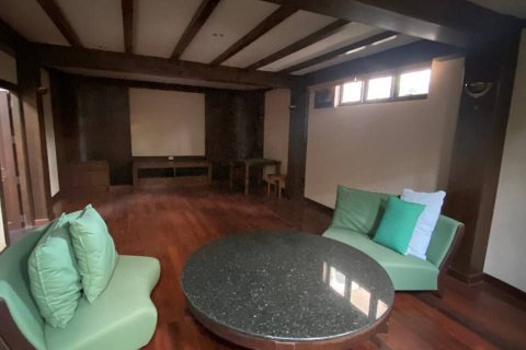 House in Pattaya, Thailand 5 bedrooms № 154308 - photo 21
