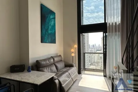 Dúplex de 1 dormitorio en Bang Rak, Bangkok, Tailandia № 219809