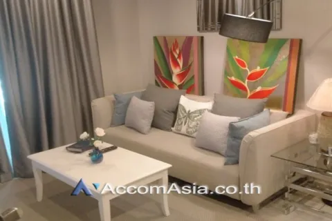 Condo in Khlong Toei, Bangkok, Thailand, 2 bedrooms  № 215904