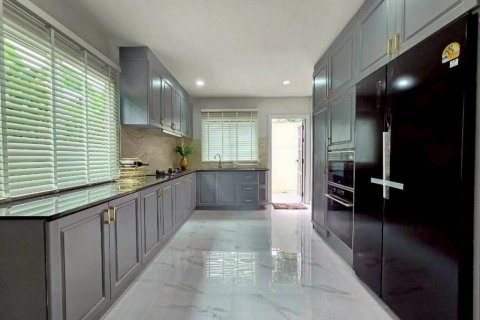 Villa à Pattaya, Thaïlande 4 chambres № 134548 - photo 6