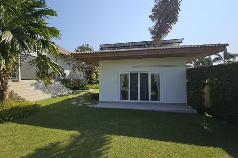 Villa in Hua Hin, Thailand 4 bedrooms № 158183 - photo 10
