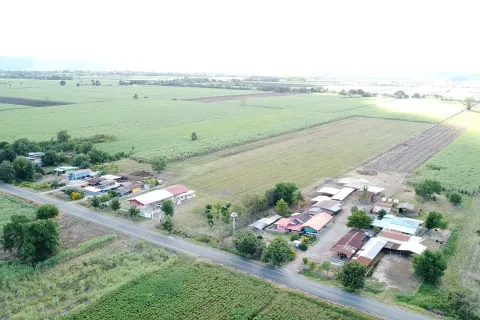 Terrain à Lopburi, Thaïlande 37472 m2 № 158184 - photo 3