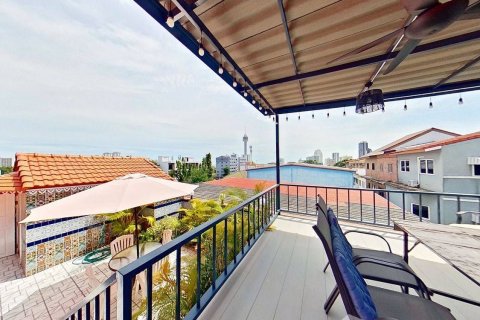 Townhouse in Pattaya, Thailand 4 bedrooms № 158186 - photo 28