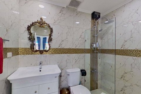 Townhouse in Pattaya, Thailand 4 bedrooms № 158186 - photo 23