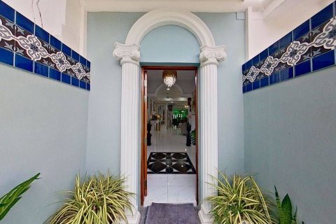 Townhouse in Pattaya, Thailand 4 bedrooms № 158186 - photo 5