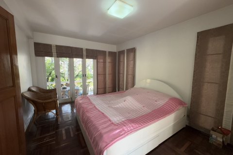 Villa in Hua Hin, Thailand 4 bedrooms № 140713 - photo 17