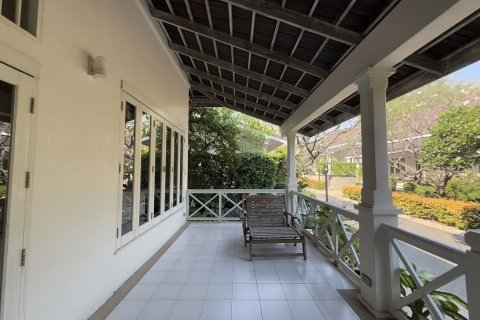 Villa in Hua Hin, Thailand 4 bedrooms № 140713 - photo 8