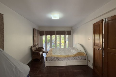 Villa in Hua Hin, Thailand 4 bedrooms № 140713 - photo 9