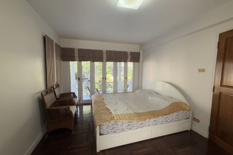 Villa in Hua Hin, Thailand 4 bedrooms № 140713 - photo 14