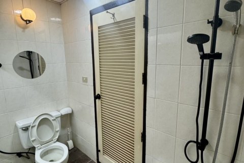 Condo in Bang Na, Bangkok, Thailand, 2 bedrooms  № 141101 - photo 15