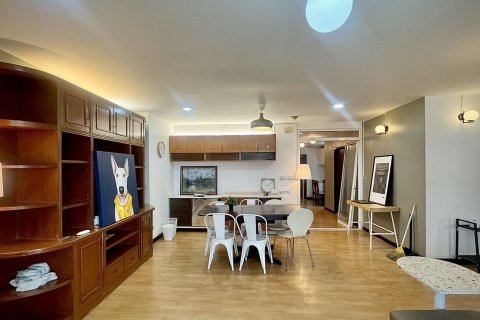 Condo in Bang Na, Bangkok, Thailand, 2 bedrooms  № 141101 - photo 2