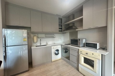 Condo in Watthana, Bangkok, Thailand, 2 bedrooms  № 141027 - photo 13