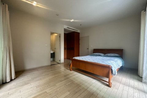 Condo in Watthana, Bangkok, Thailand, 2 bedrooms  № 141027 - photo 9