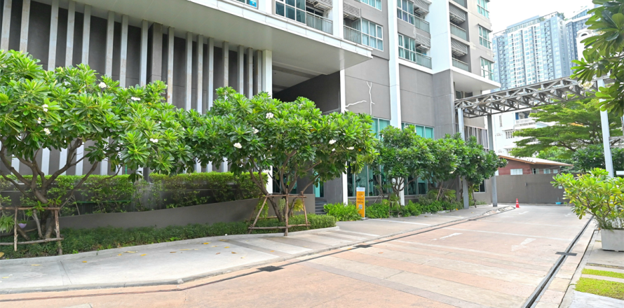 Condo in Bangkok, Thailand, 1 bedroom  № 185230