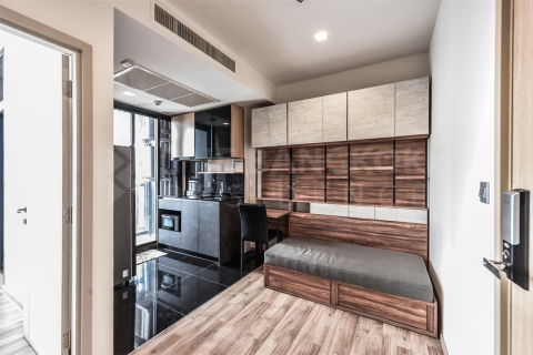 Condo à Bangkok, Thaïlande, 1 chambre  № 185235 - photo 4