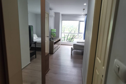 Condo in Bangkok, Thailand, 2 bedrooms № 185233 - photo 8